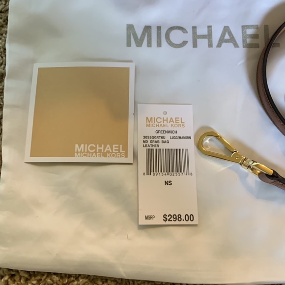Michael Kors Greenwich Saffiano Leather Grab Bag - Picture 4 of 8